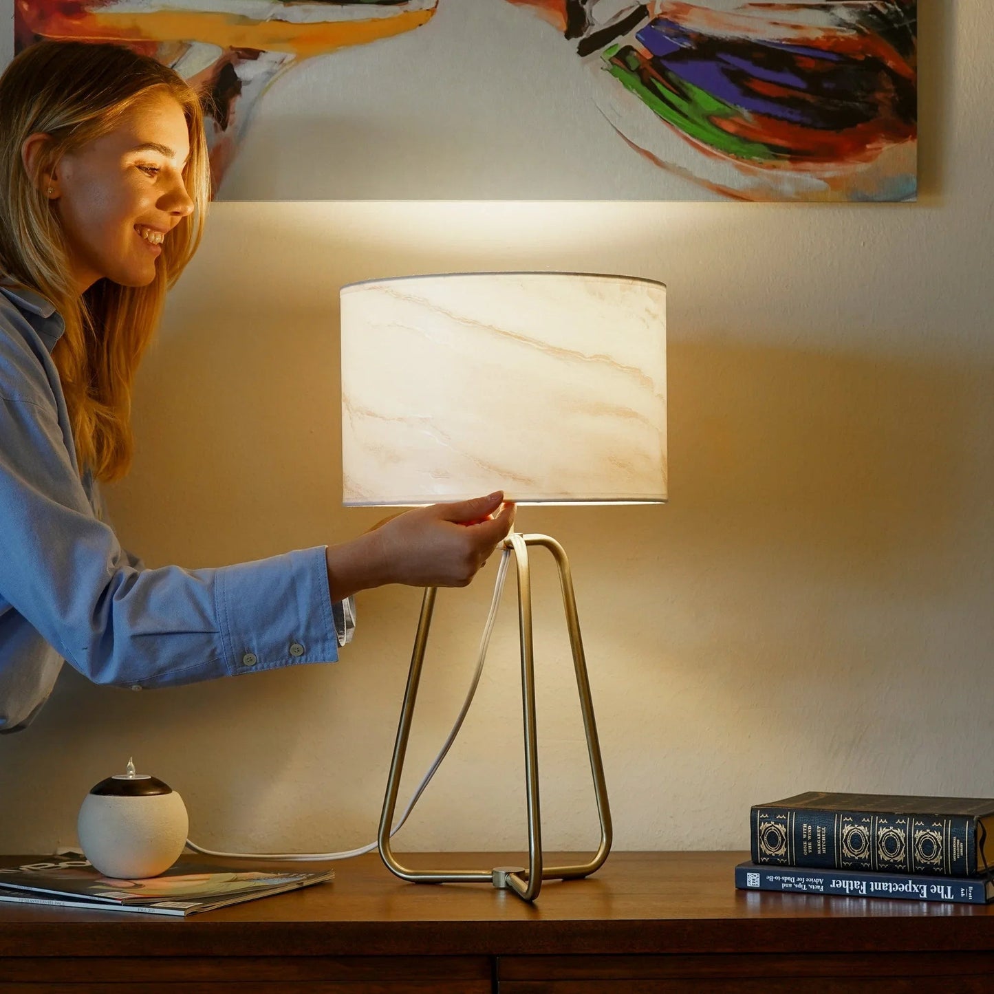 Table Lamp – Marble-Pattern Cylinder Shade & Bronze Metal Base | Mid-Century Modern Bedside & Desk Lamp